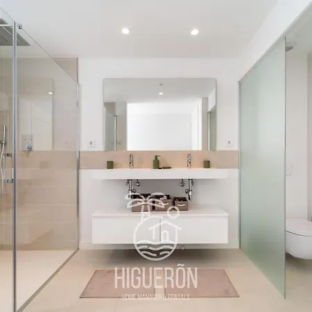 Apartment Higueronrentals Nacar *